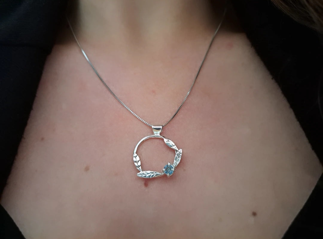 Collier Printemps - Topaze Bleue